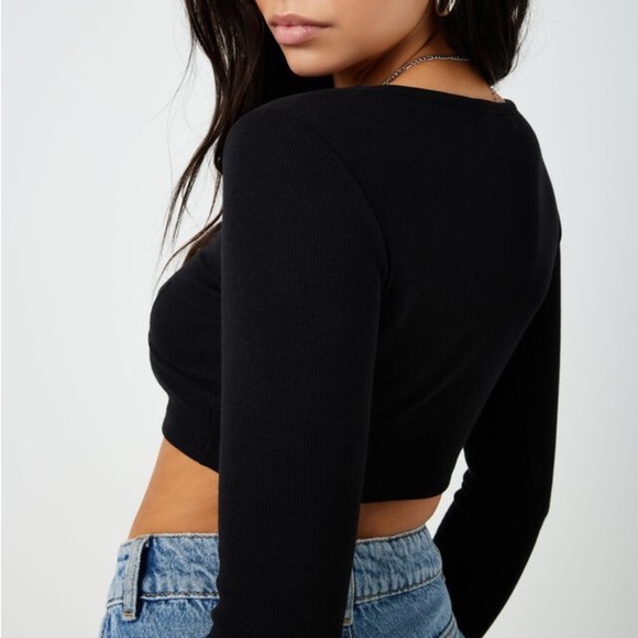 💛Garage Black Longsleeved Crop Top Ribbed Fitted - Size Medium - No Flaws - - Picture 4 of 8